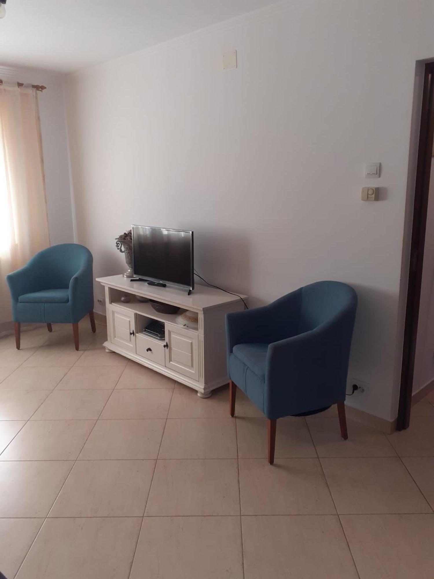 Apartament Cu 3 Camere La Poala Muntilor Fagaras Victoria  Exterior foto