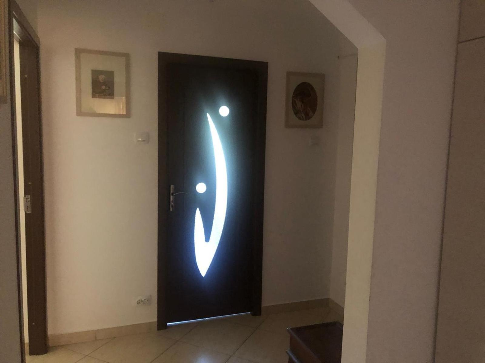 Apartament Cu 3 Camere La Poala Muntilor Fagaras Victoria  Exterior foto